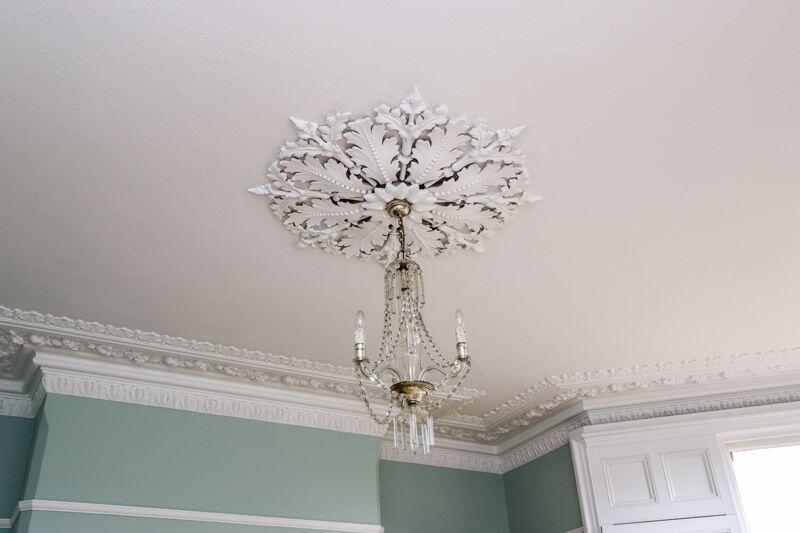 Ceiling Rose and Cornicing