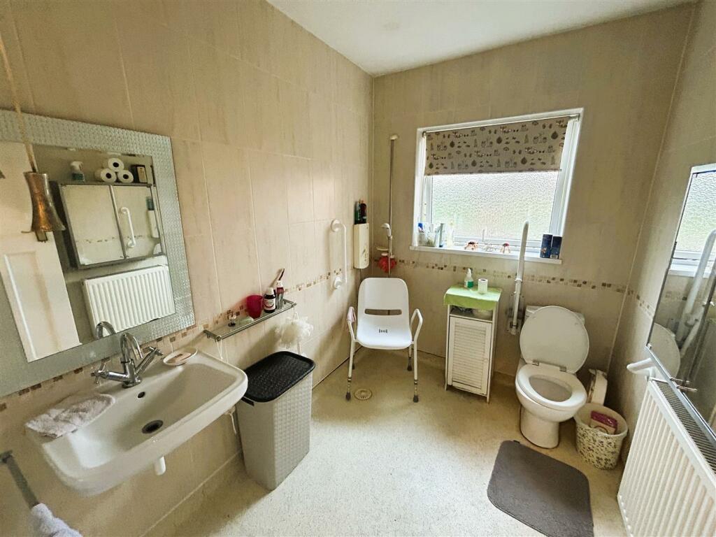 IMG_2572 (Large).jpg