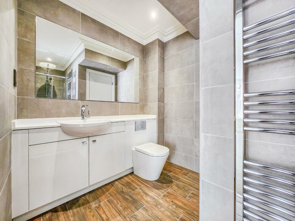 SHOW FLAT