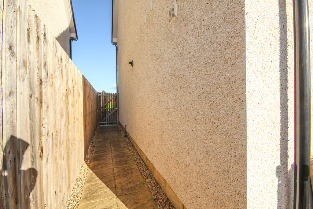 11 Breistonhill V...