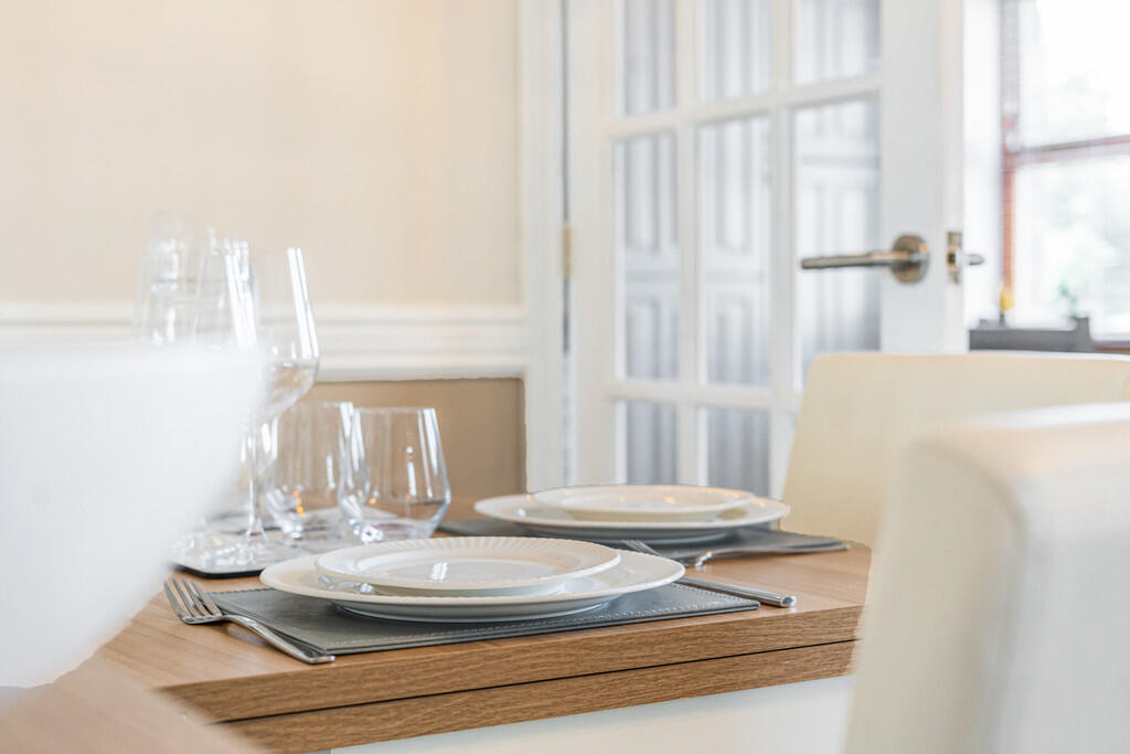 Living/Dining Roo...