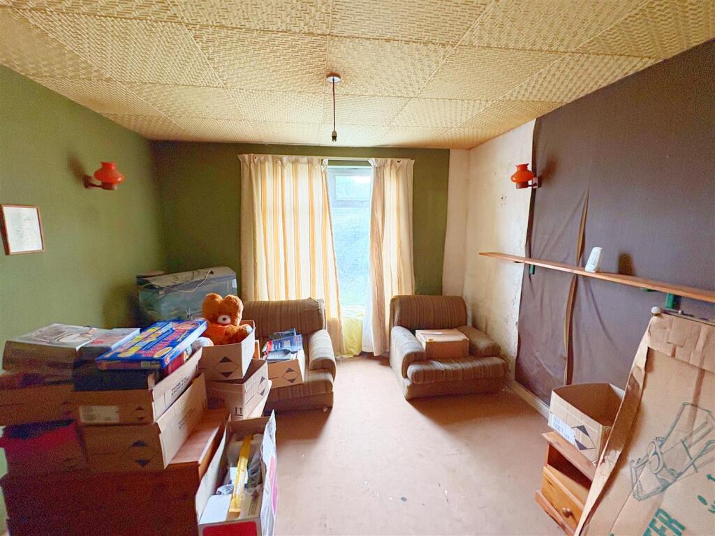 Lounge area.jpg