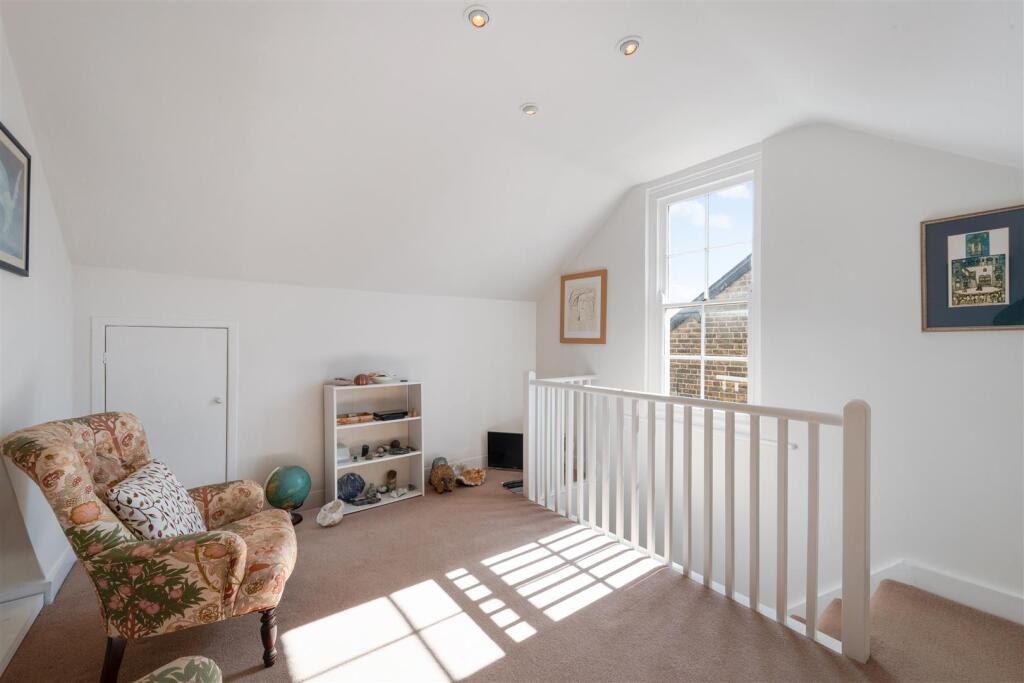 VICTORIA PLACE (12).jpg