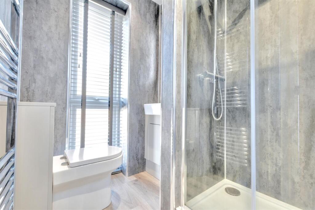 Ensuite_1.jpeg