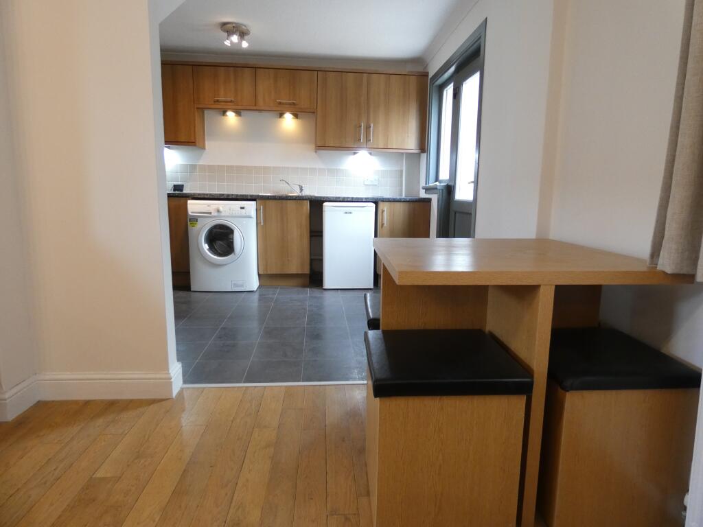 KITCHEN B