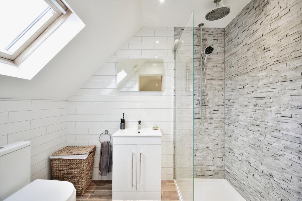 En Suite 2