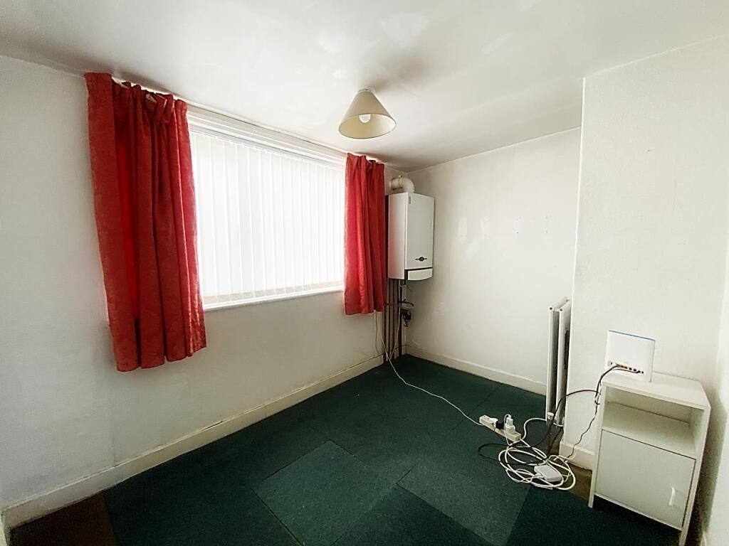 Dressing Area/Office