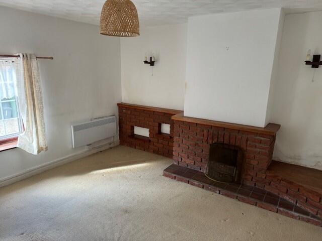 Flint Cottage 3 T202410081631.jpg