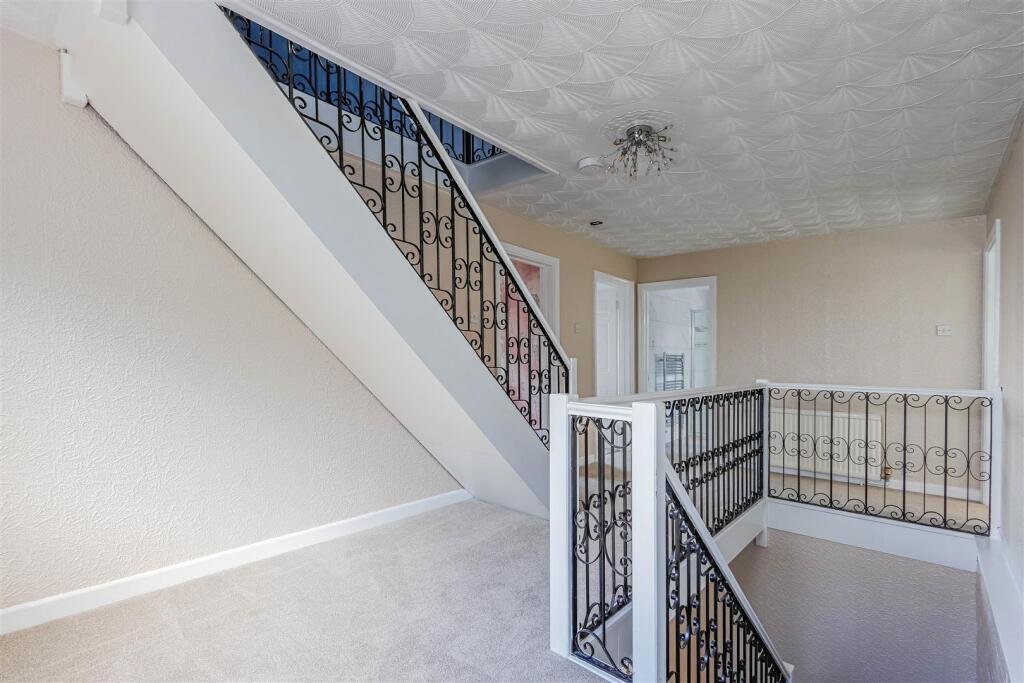 Buttrills Road_-6.jpg