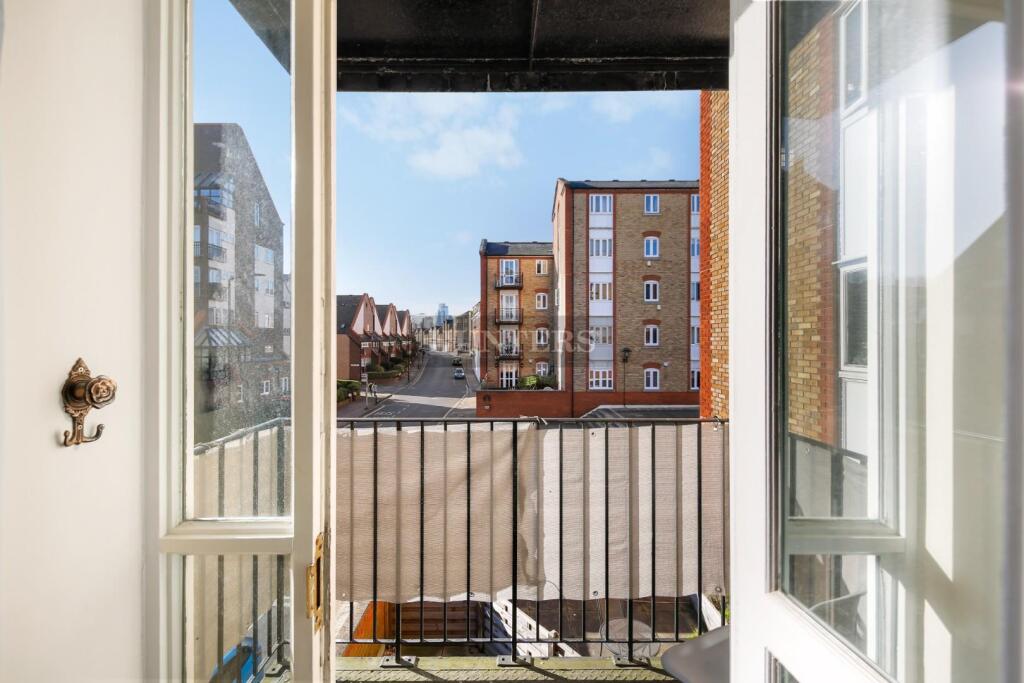 Balcony         .jpg