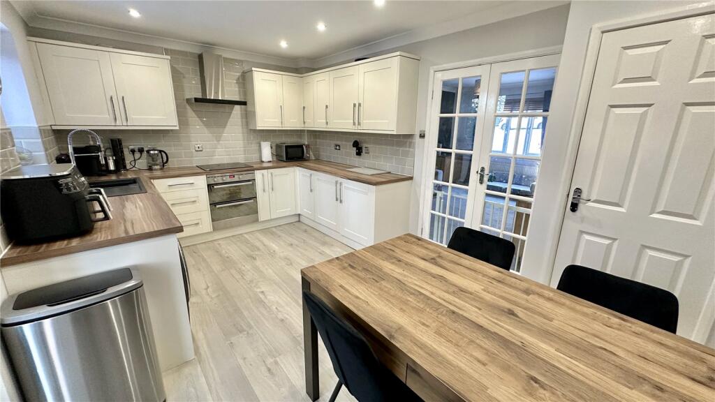 Kitchen Diner