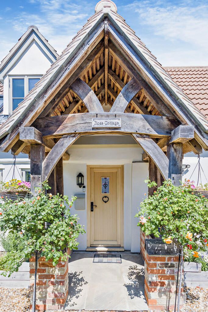 8652336-exteriorW...