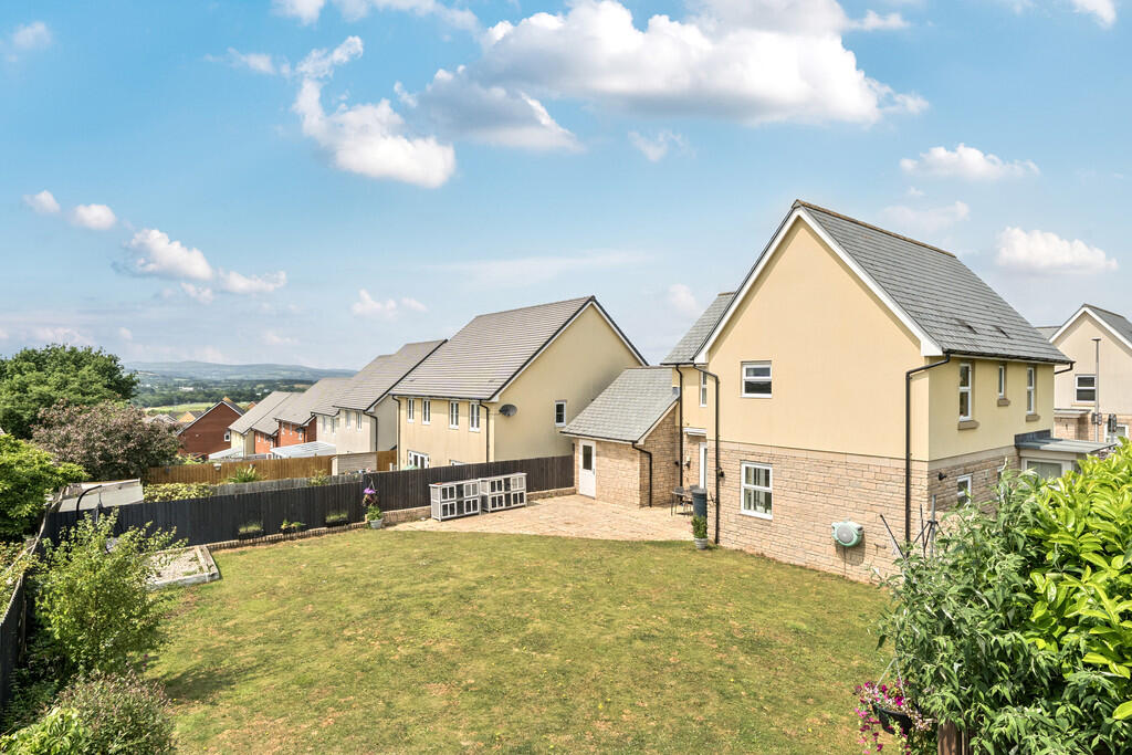 1303354-2-683f2c7...