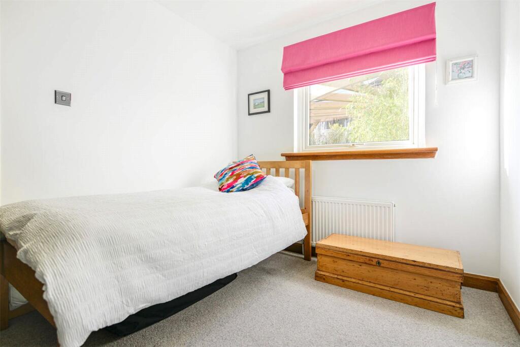 Rear Bedroom