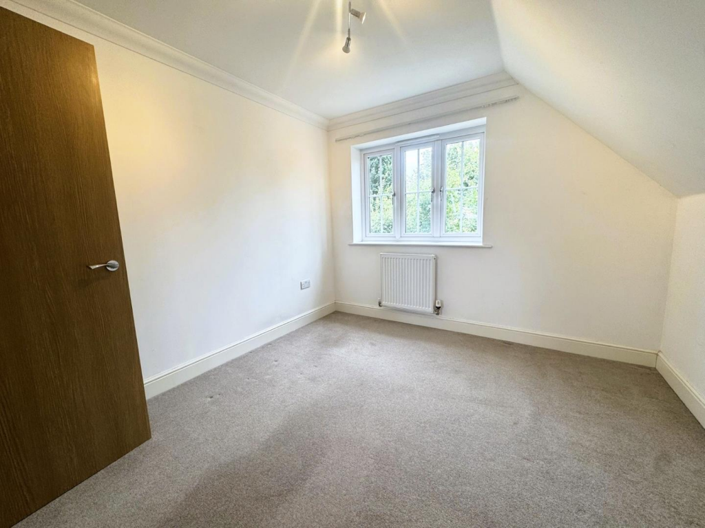 bedroom 4.png