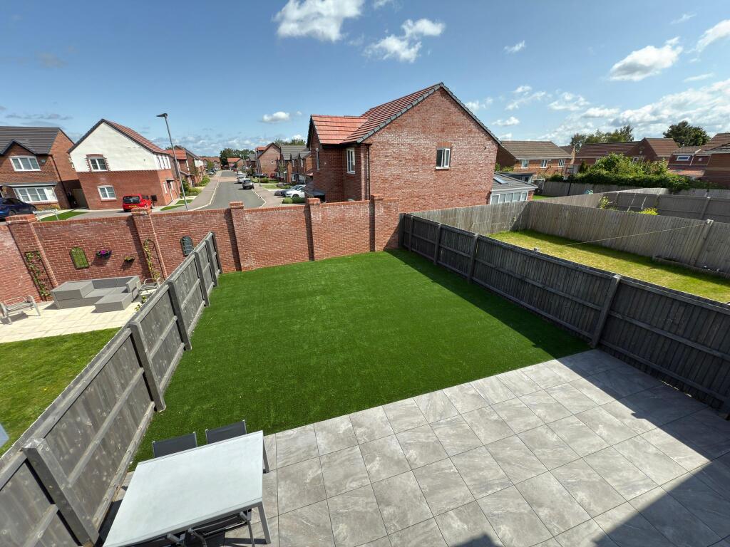 25. Garden