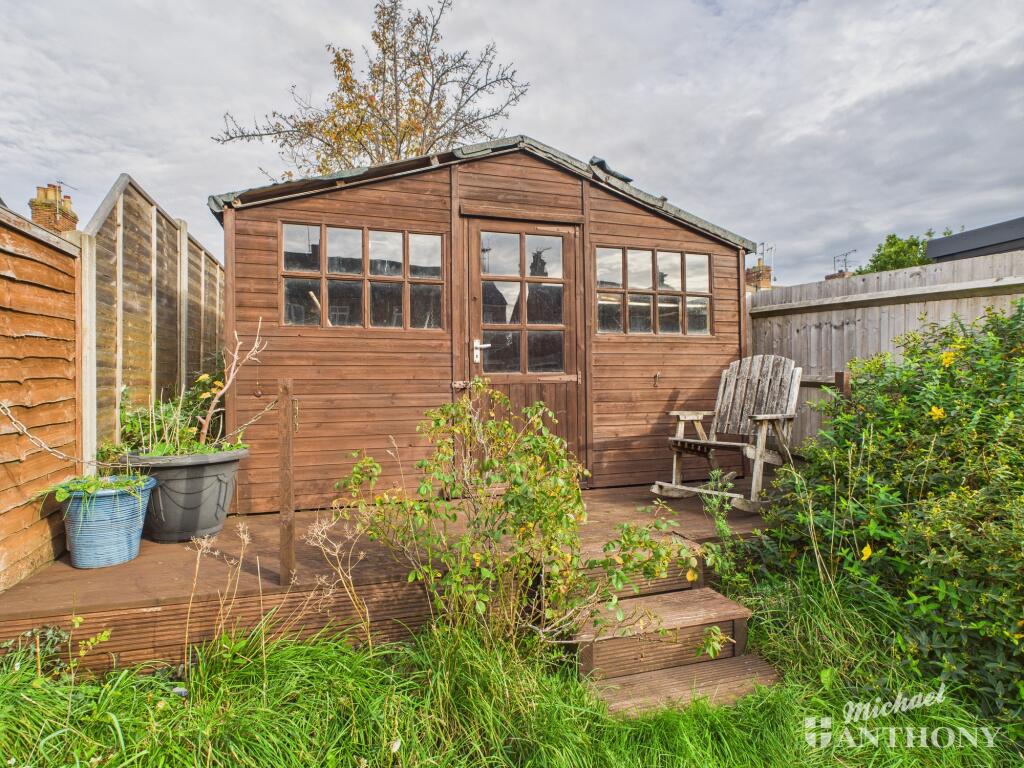 CAM02773G0-PR0376-STILL045