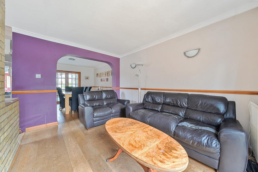 1298515-30-684977...