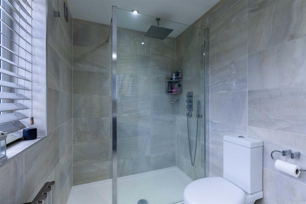 6 Brookside (41).jpg