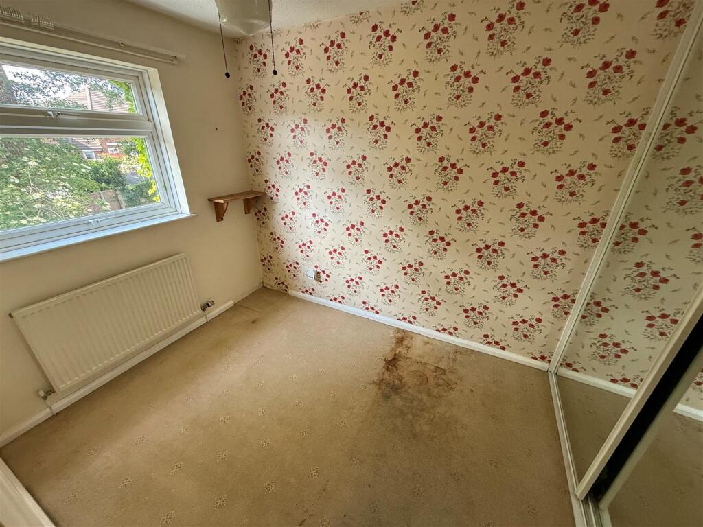 CC39 Bed2.jpg