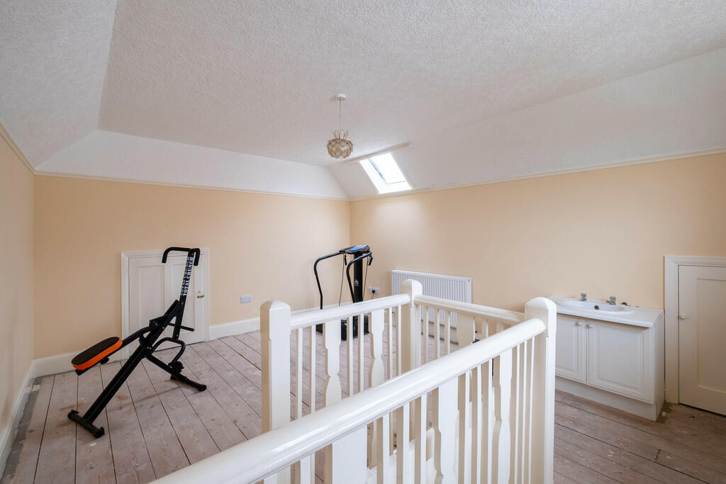 Loft room - Bedro...