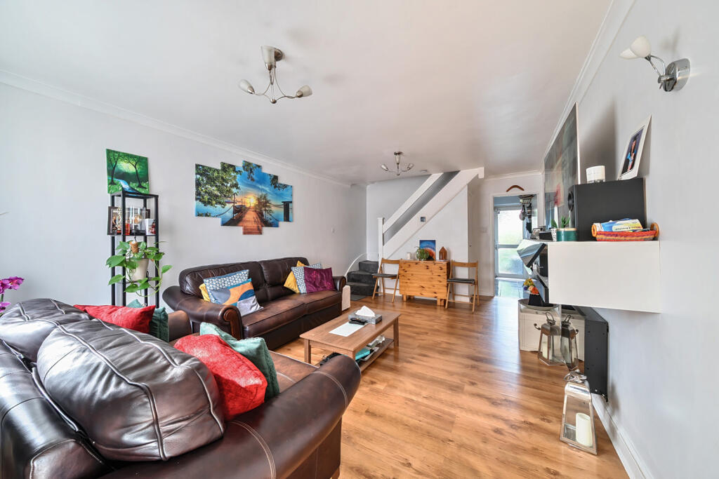 1315405-1-685c2c2...