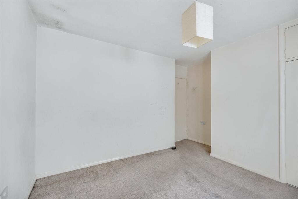 Bedroom 2_2.jpeg