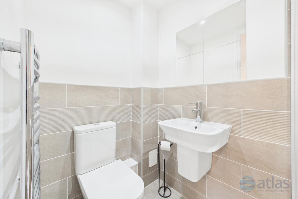 En-suite Bathroom