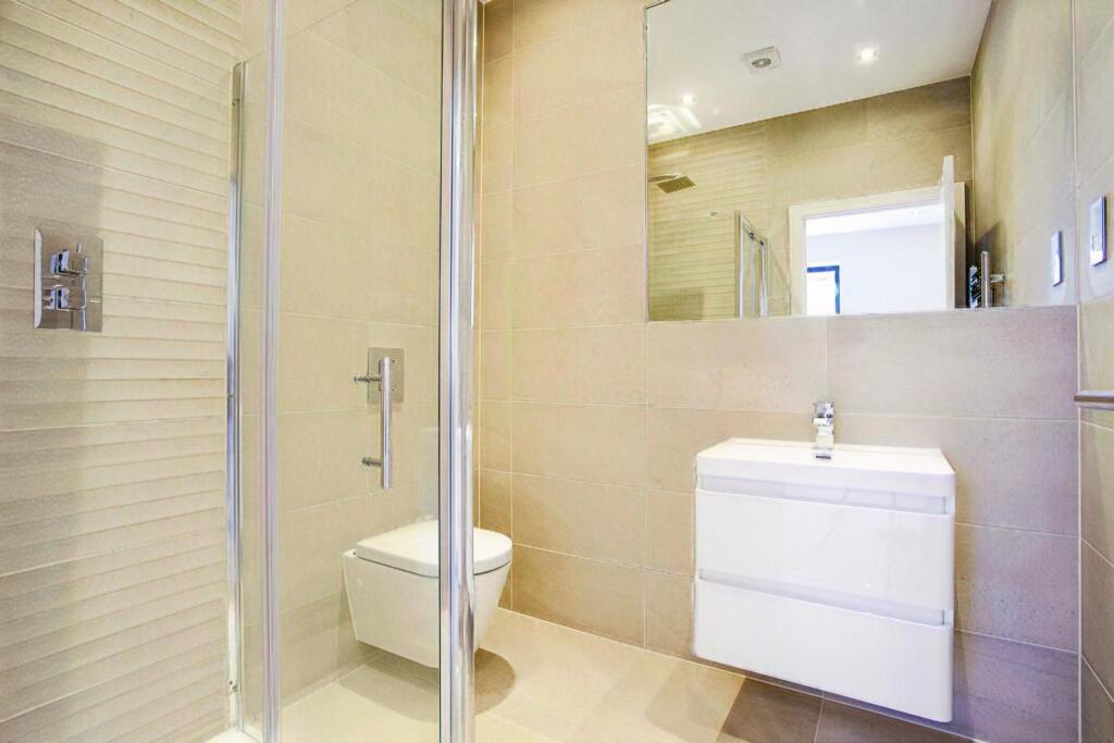 98dedba1-5d5c-4f79-8