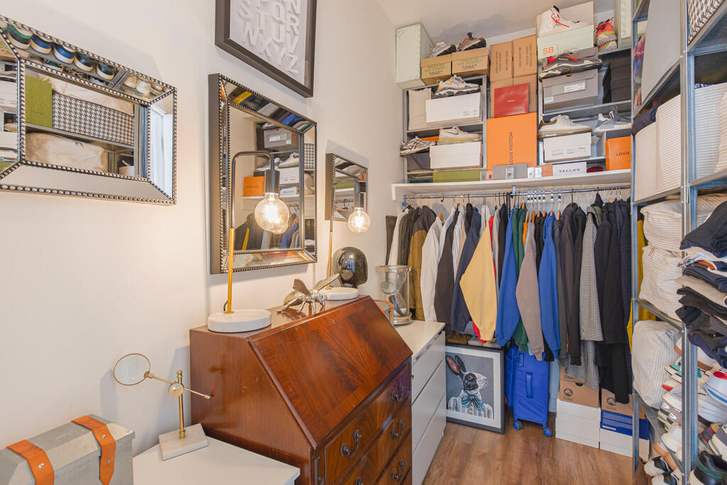 WalkinWardrobe