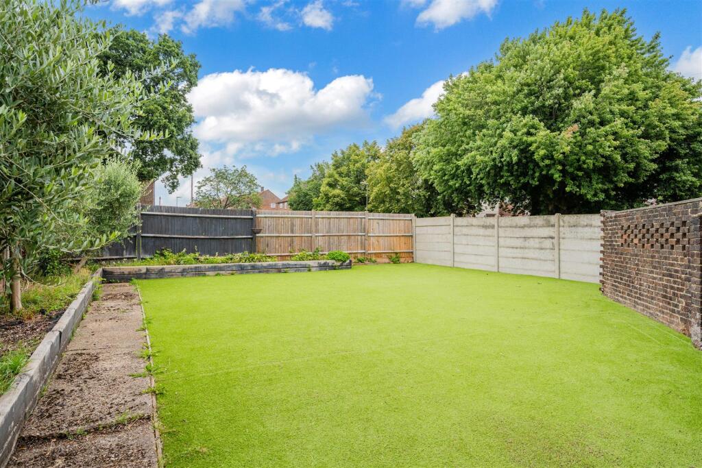 MALMSTONE AVENUE (1).jpg