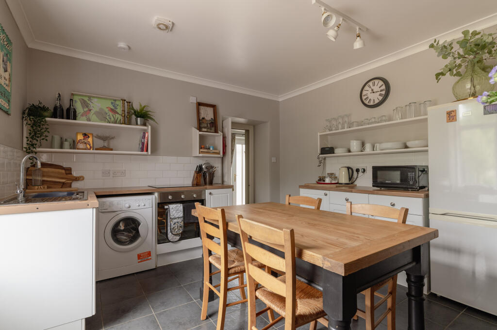 Kitchen 2