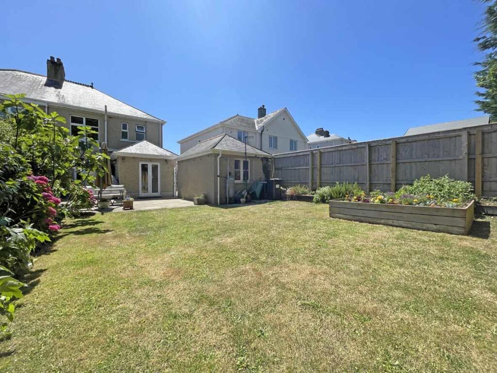 Eggbuckland Road 115 Rear Front.jpg