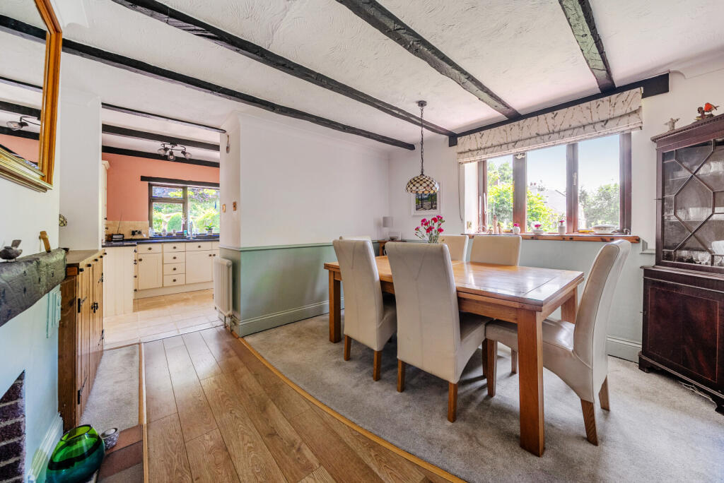 1311540-15-6852a7...