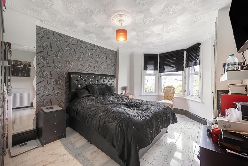 Bedroom.jpg