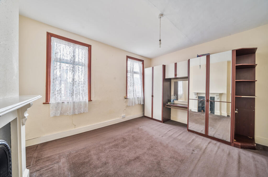 1300382-22-682f68...