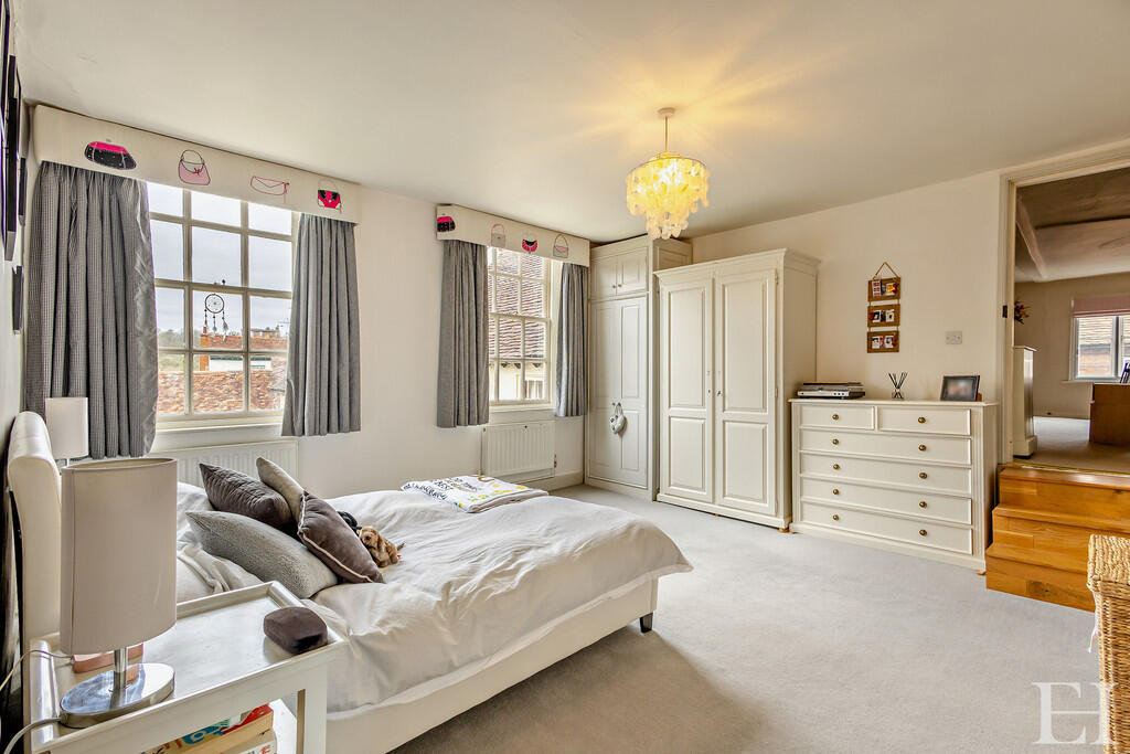 8643202-interiorW...