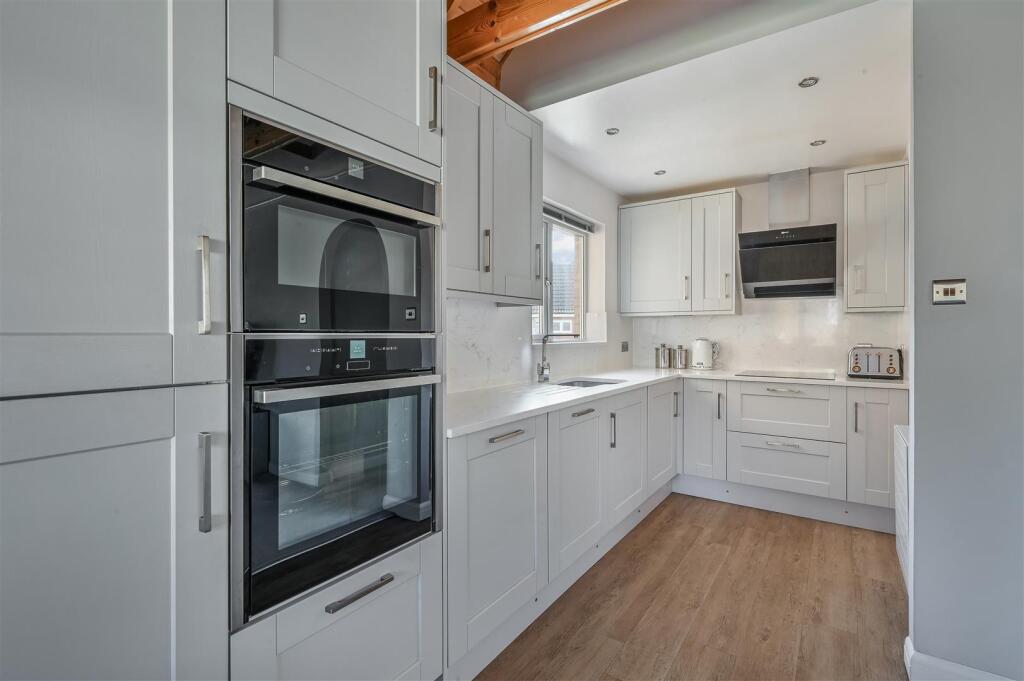 OSPREY CLOSE, 4-30.jpg