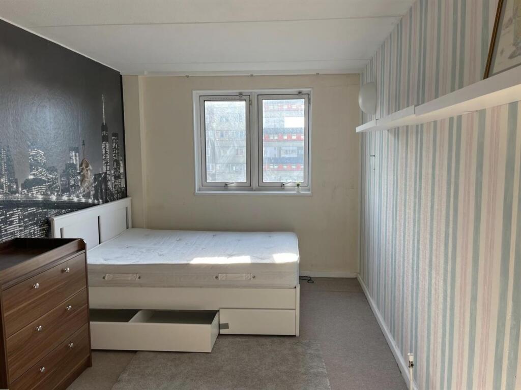 Bedroom 2, Lucas Court, Eden Harper SW11