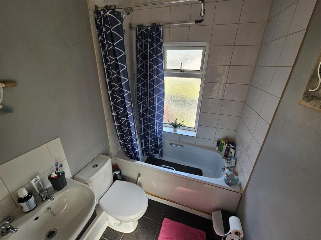Bathroom W.C.