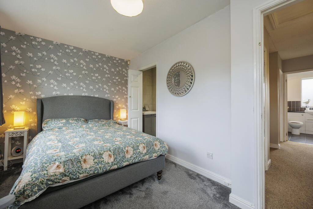 58 Rockhingham close-70