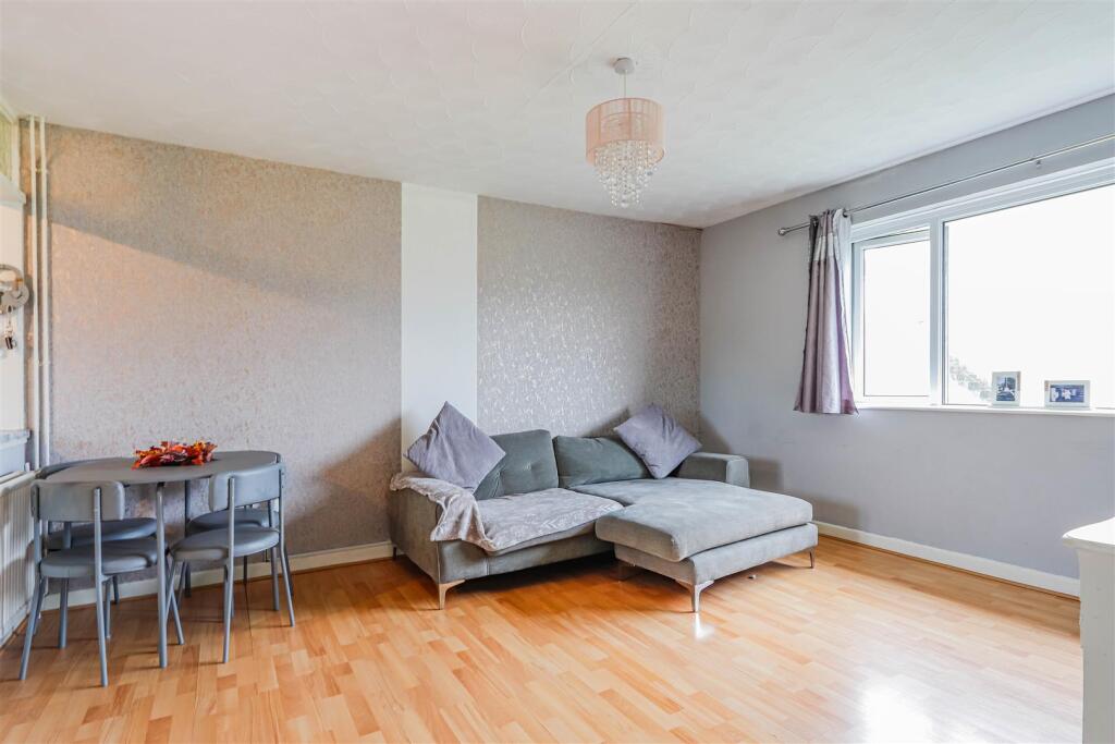 Maple close-7.jpg