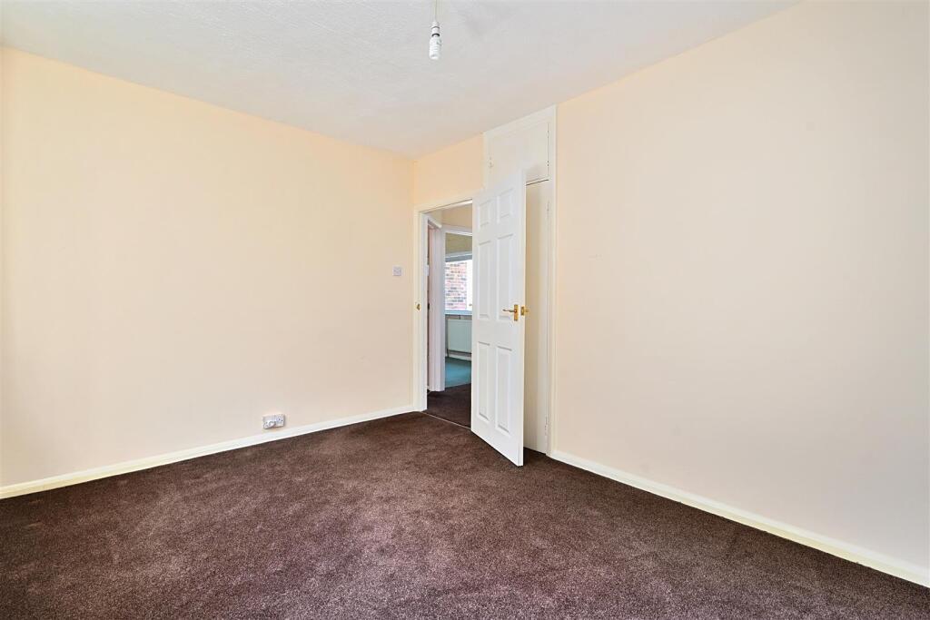 Highdown, Southwick, BN41 (18).jpg