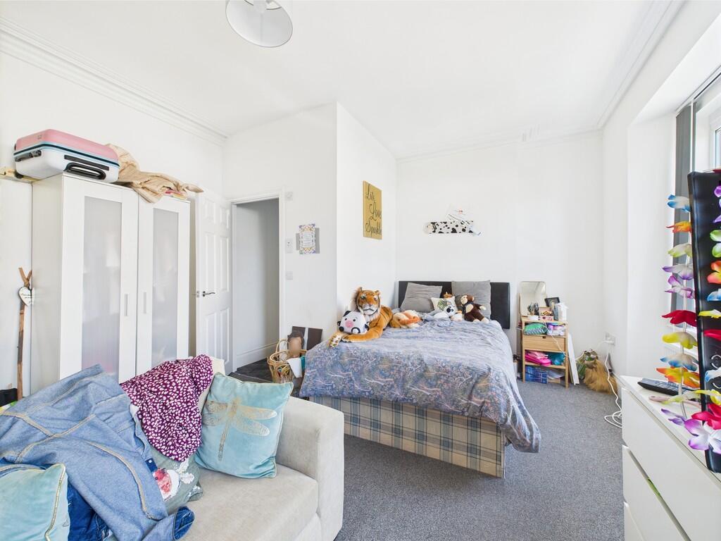 CAM02089G0-PR0463...