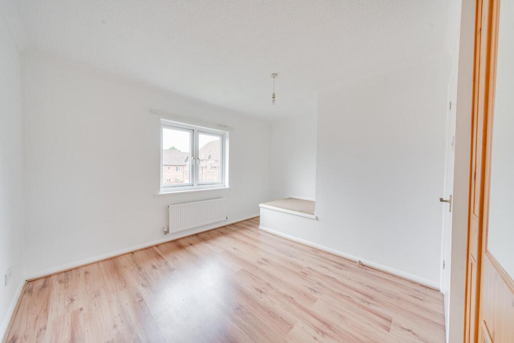 1.11 - bed 1.jpg