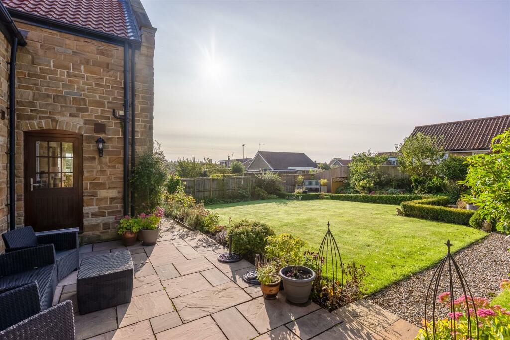 Thornton View 8 External-7.jpg