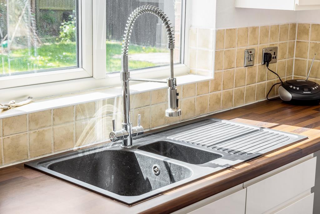 2 Greenwich Avenue (Holbeach)-29.jpg