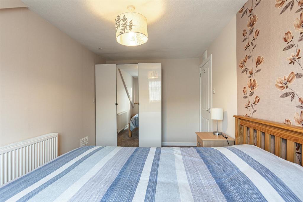 17 Woodside Place Galashiels 20.JPG