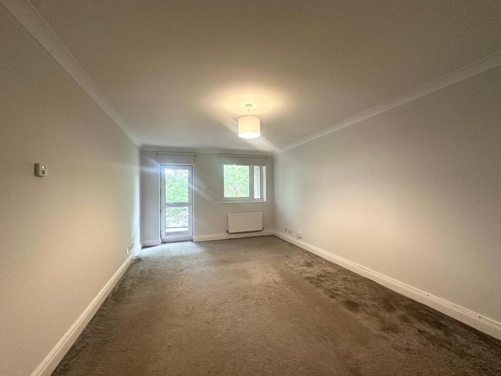 3. LOUNGE.jpeg