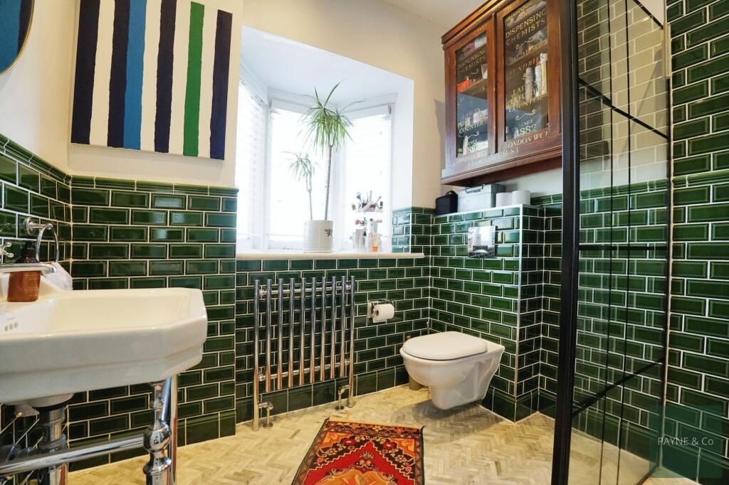 First Floor Shower/WC